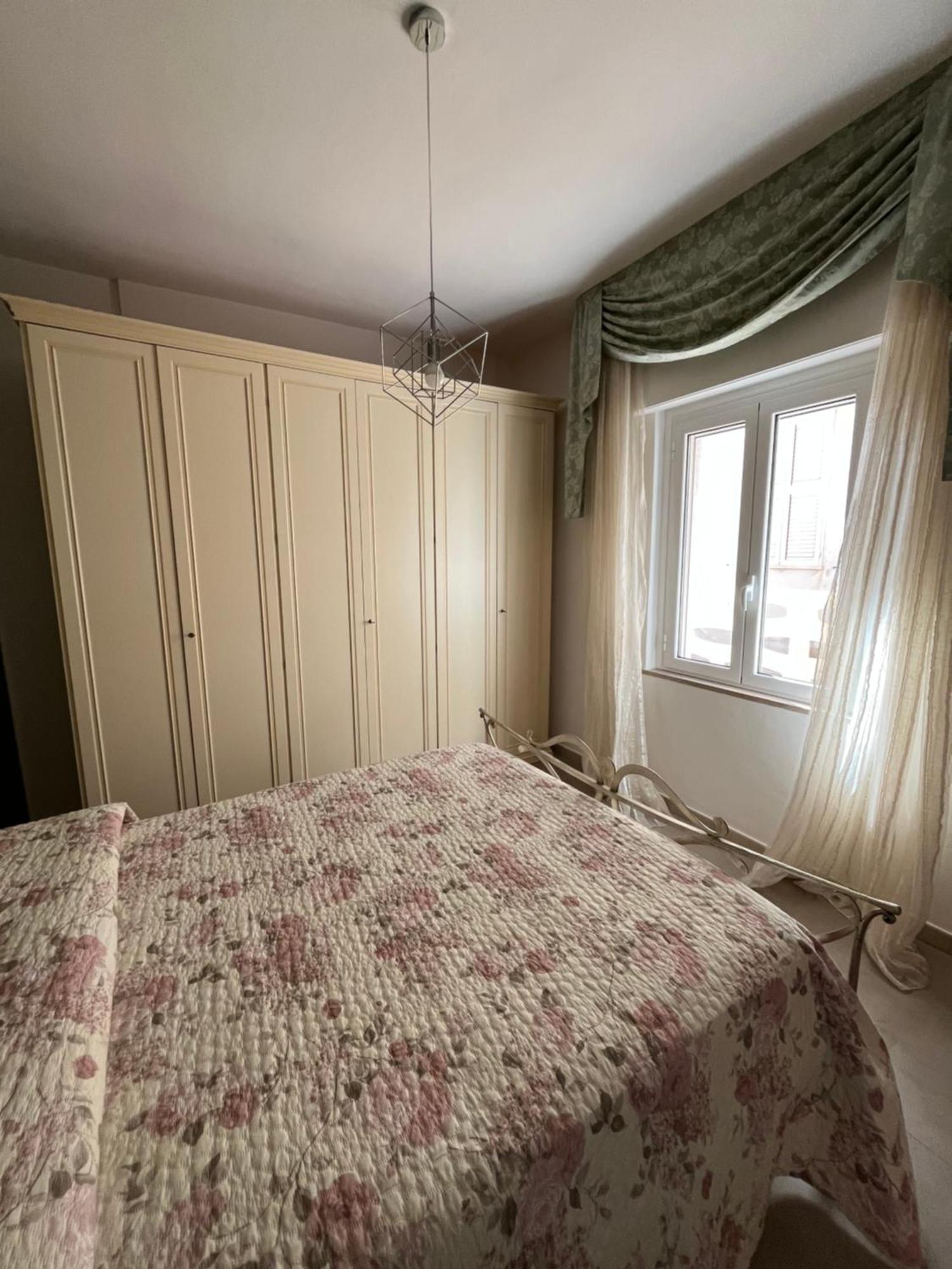 Bouganville Casa Vacanza Ambiente Climatizzato Con Wi Fi Пинето Экстерьер фото